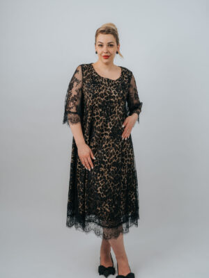 Rochie cu animal print și inserții fine din dantelă